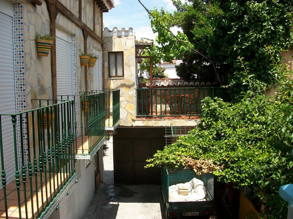 Pension Moni Albayzin Granada Exterior photo